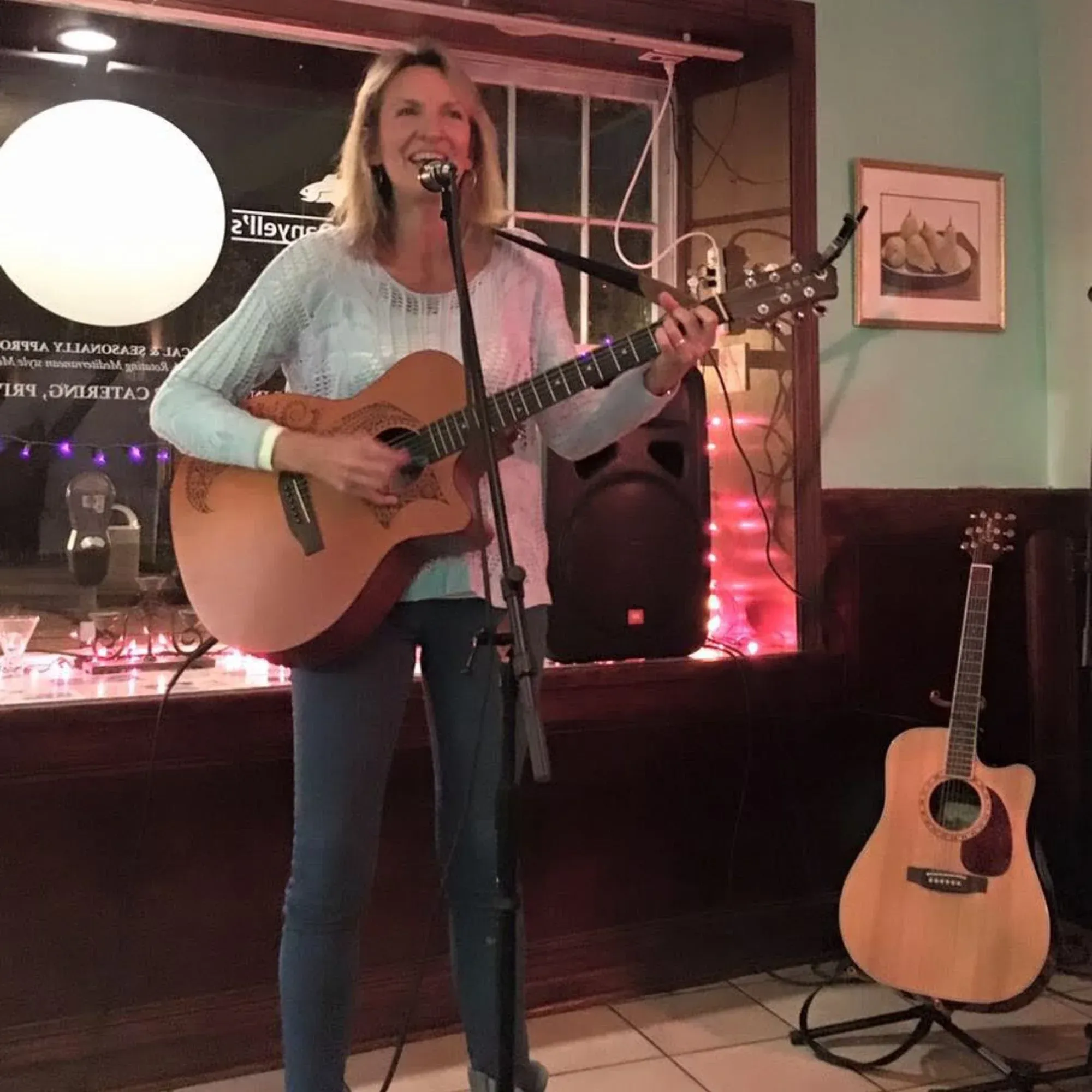 Andrea Randa — performance and behind-the-scenes moment
